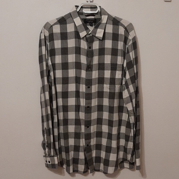 Flannel shirt - Picture 1 of 3